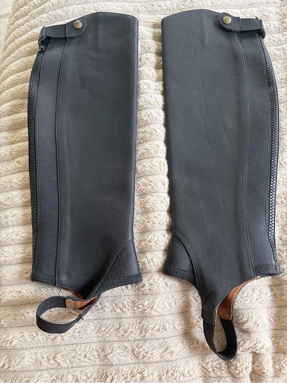 Ariat Black Leather Close Contact Half Chaps - Classic Equestrian Zip Design
